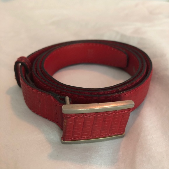 Bottega Veneta Red Leather Snakeskin Pattern Belt - Picture 3 of 8